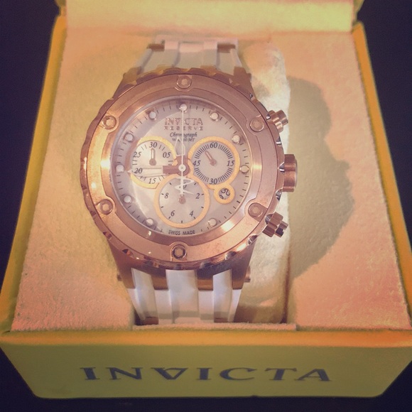 Invicta Reserve Chronograph watch - Picture 1 of 7